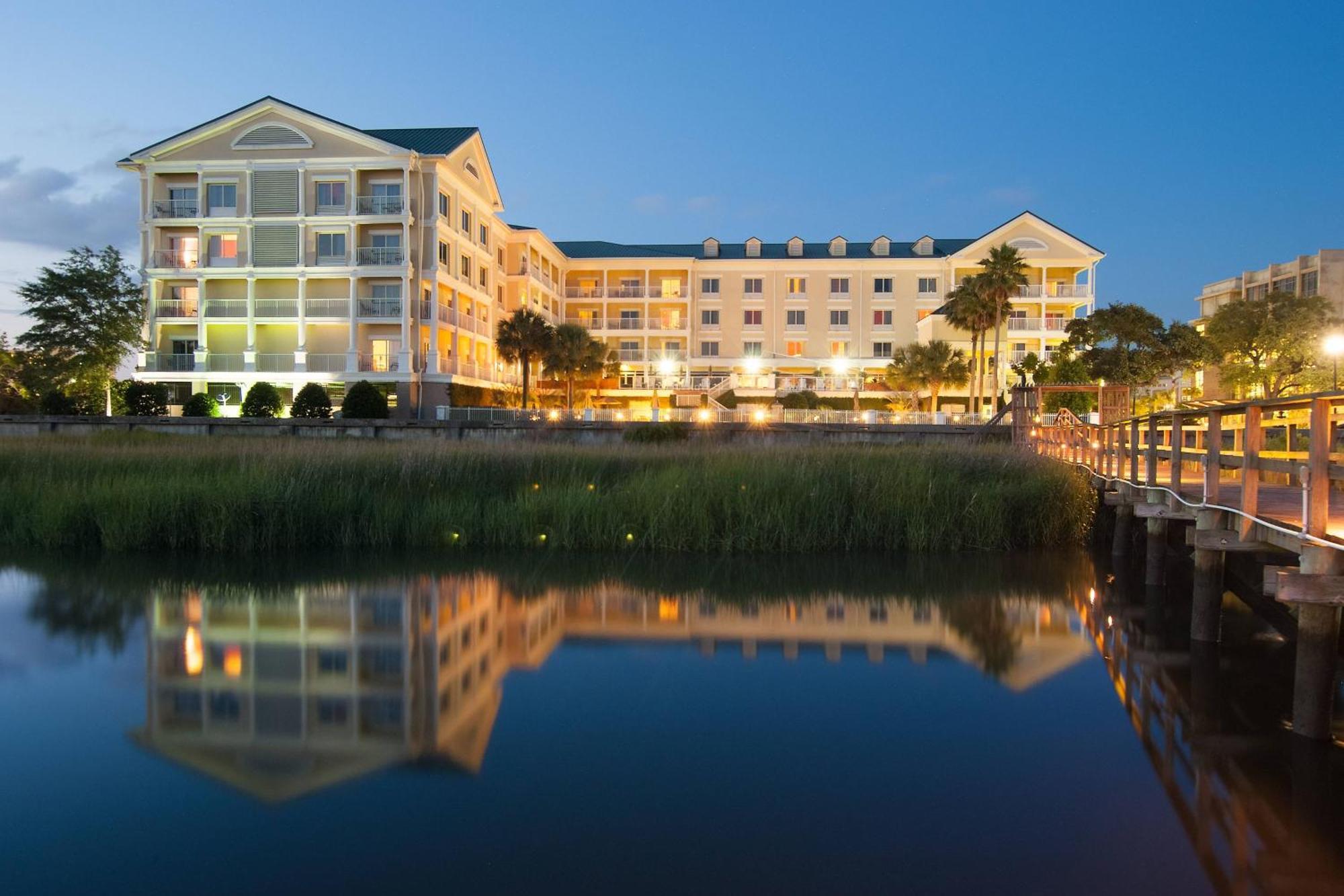 Courtyard Charleston Waterfront Hotel Eksteriør billede