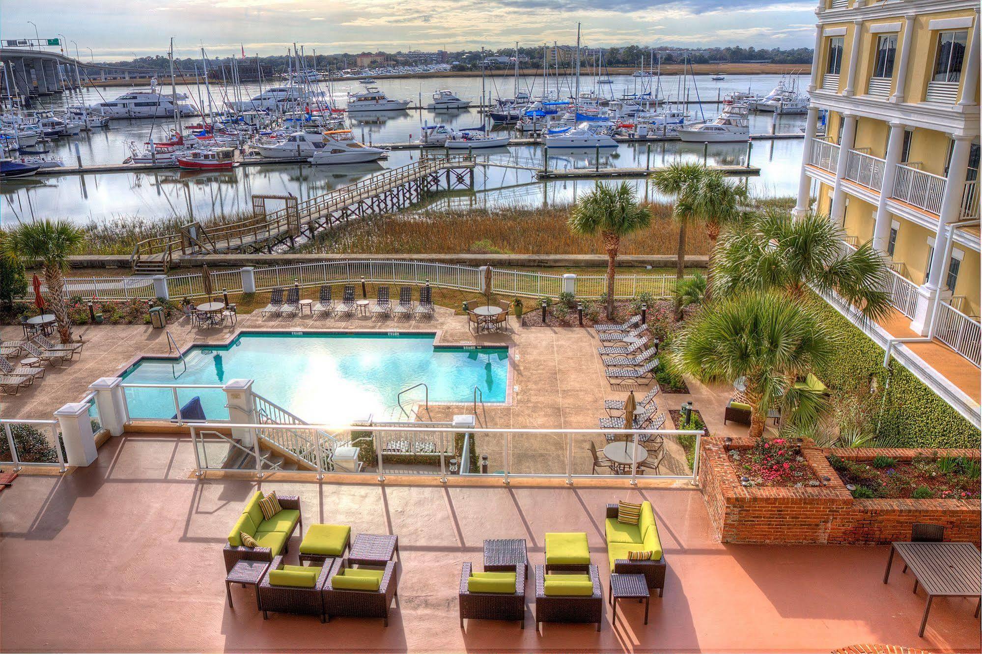 Courtyard Charleston Waterfront Hotel Eksteriør billede
