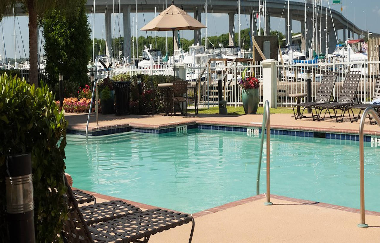 Courtyard Charleston Waterfront Hotel Eksteriør billede